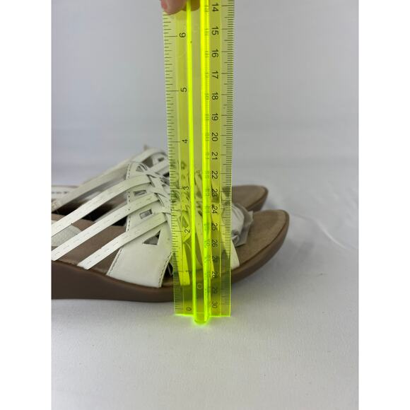 Classiccore White Leather Slide Sandals Women’s 8 Bare Traps Comfort Wedge Boho - Picture 12 of 13